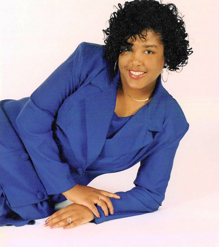 Dana R Williams